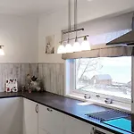 Seaside Retreat In Lyngen-by Traum Tatil Evi