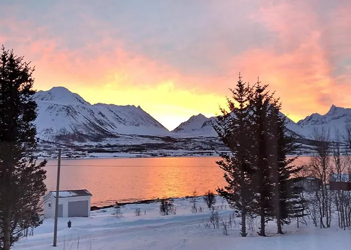 Seaside Retreat In Lyngen-by Traum Svensby