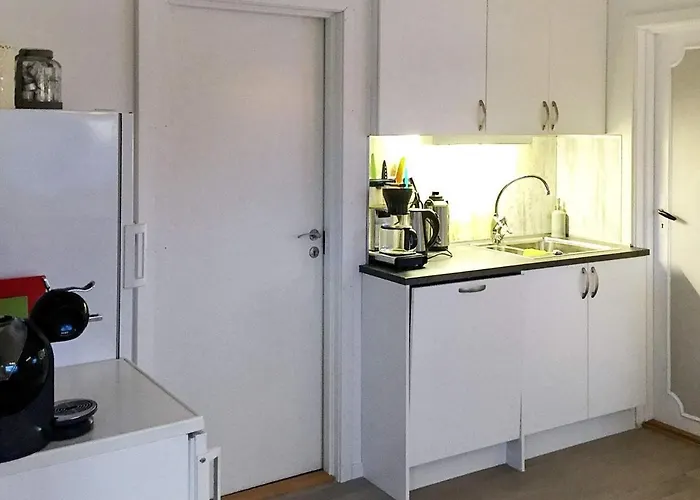 Seaside Retreat In Lyngen-by Traum Svensby