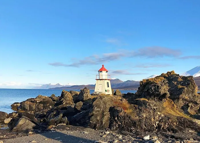 Seaside Retreat In Lyngen-by Traum Ferienhaus