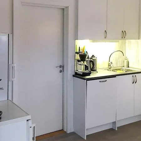 Seaside Retreat In Lyngen-by Traum Svensby