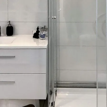 Seaside Retreat In Lyngen-by Traum * Svensby