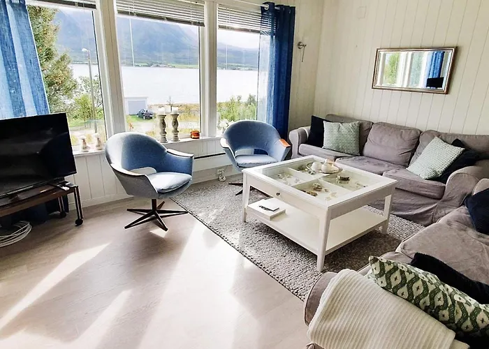 Seaside Retreat In Lyngen-by Traum Svensby