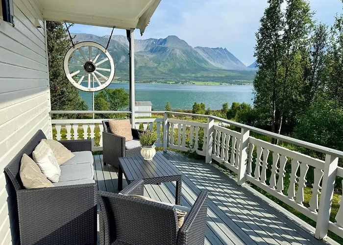 Seaside Retreat In Lyngen-by Traum *